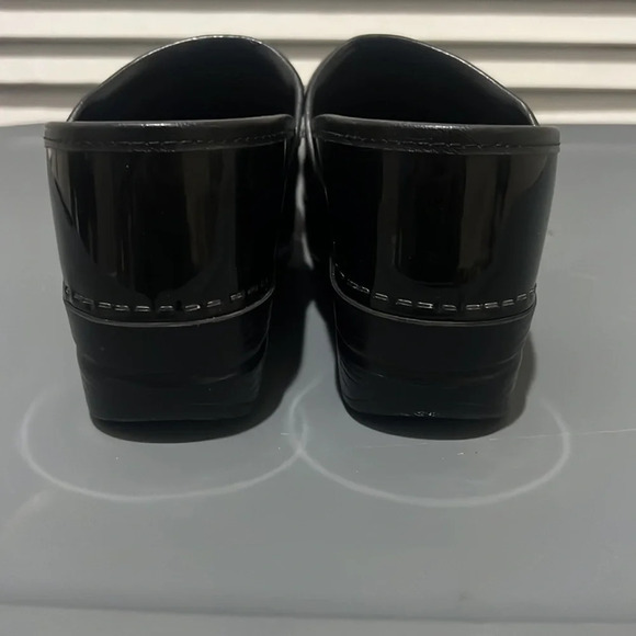 Dansko Classic Black Patient Leather Nursing Comfort Clog Shoes 36 Wide - Picture 4 of 10